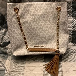 Michael Kors Jet set chain